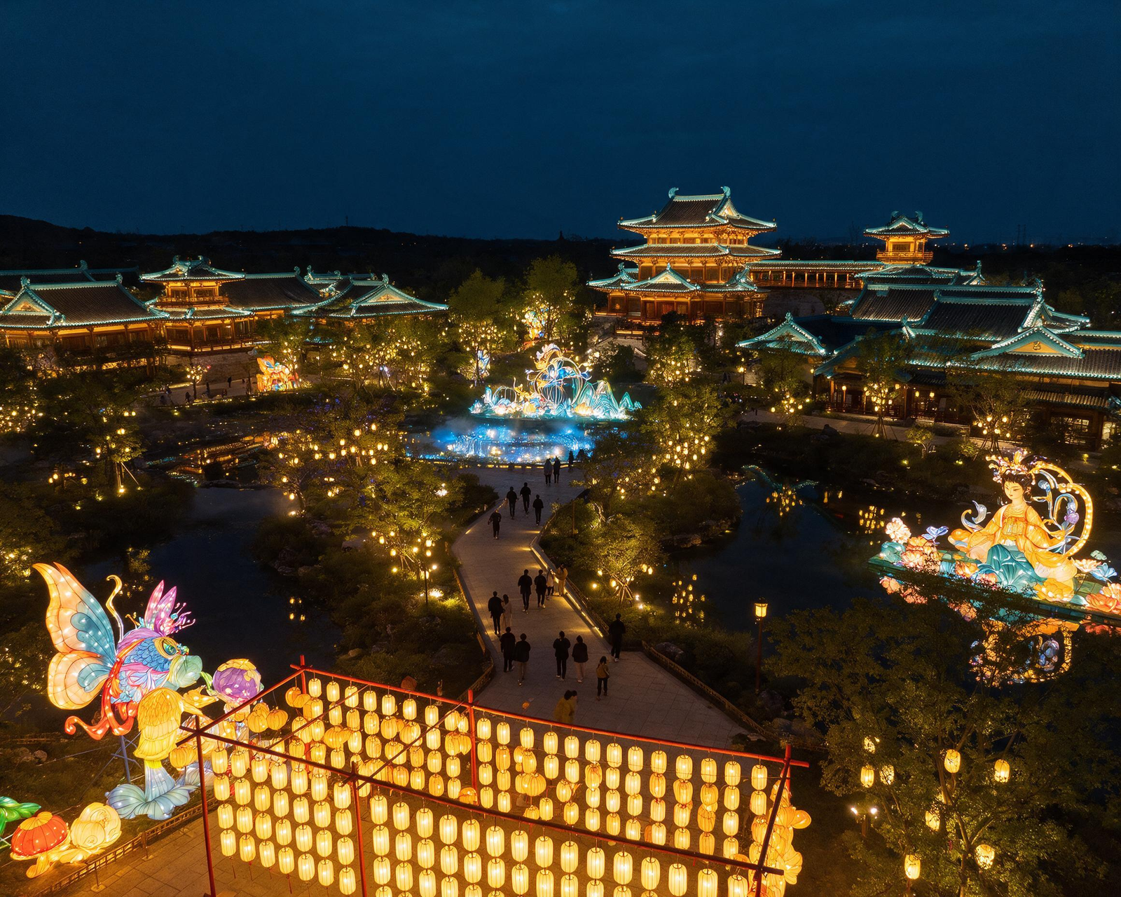 Cultural tourism night tour